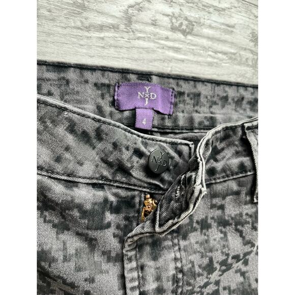 NYDJ Super Skinny Slim Black Mid Rise Lift Tuck Stretch Velvet Texture Jeans 4 - Picture 5 of 12